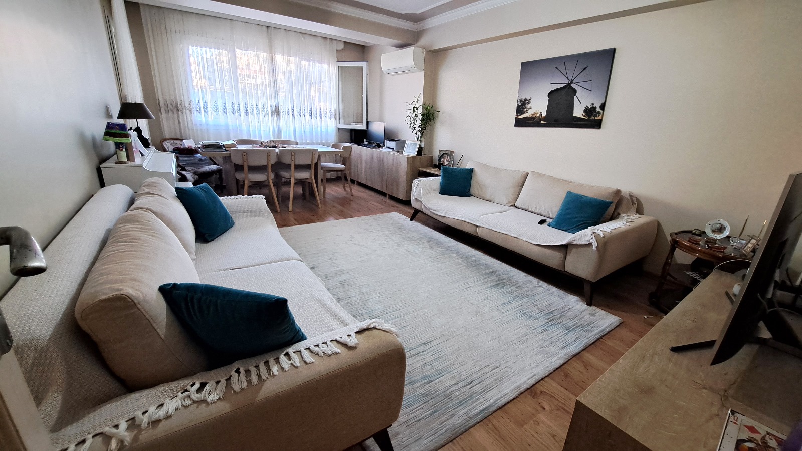 ÇİĞLİ' DE ACİL SATILIK 3+1 MUHTEŞEM DAİRE